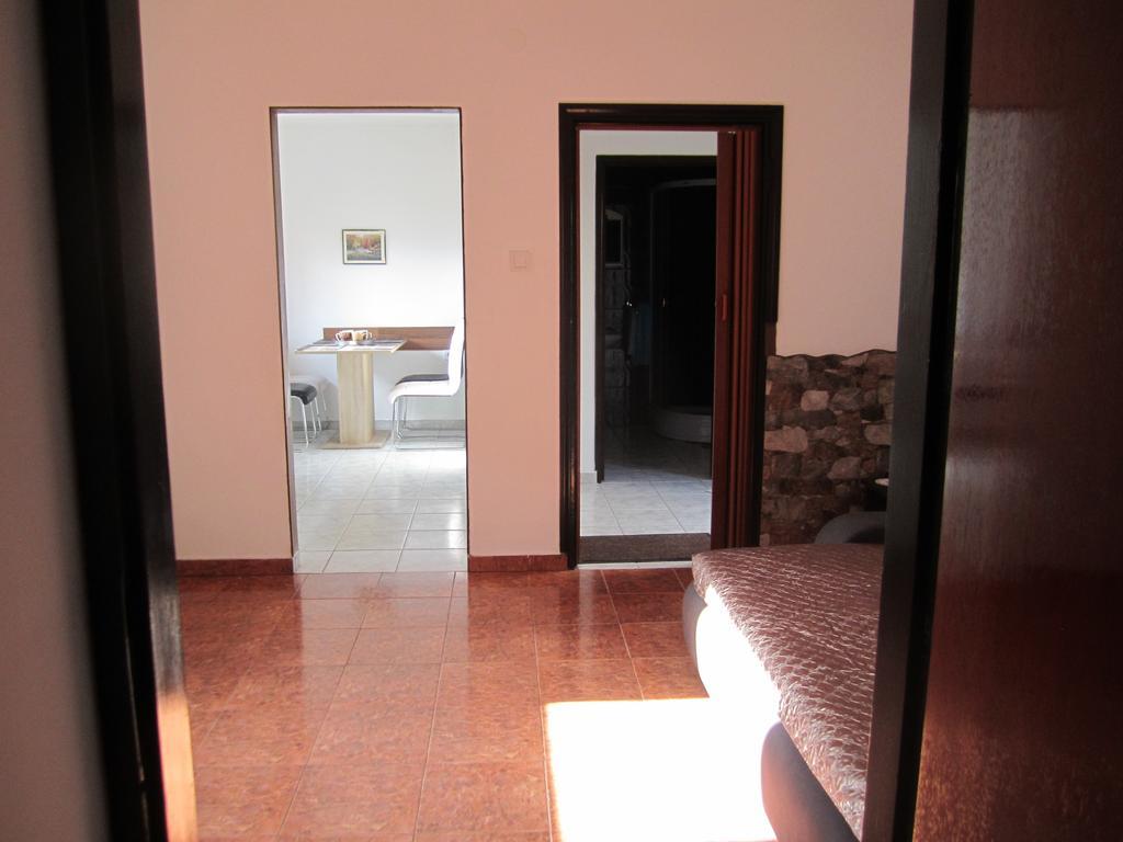 Villa Helena Πούλα Εξωτερικό φωτογραφία
